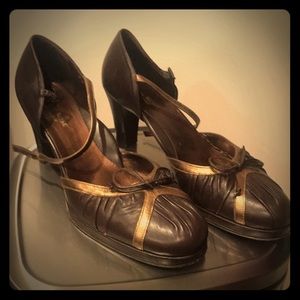 Taryn Rose vintage brown Mary Jane heels sz 41 11M
